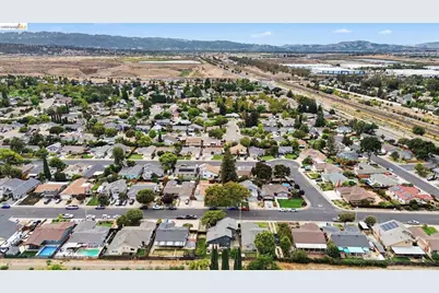182 Anna Maria St, Livermore, CA 94550 - Photo 50