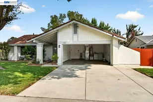 9081 Meadowdale Way, Elk Grove, CA 95624 - Photo 50
