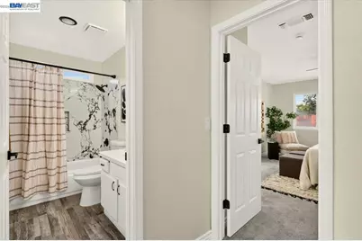 9081 Meadowdale Way, Elk Grove, CA 95624 - Photo 30