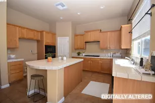 4445 Spyglass Dr, Stockton, CA 95219 - Photo 10