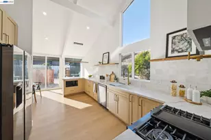 447 Estado Way, Novato, CA 94945 - Photo 14