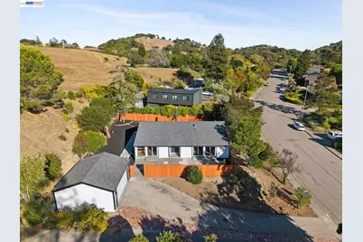 447 Estado Way, Novato, CA 94945 - Photo 68