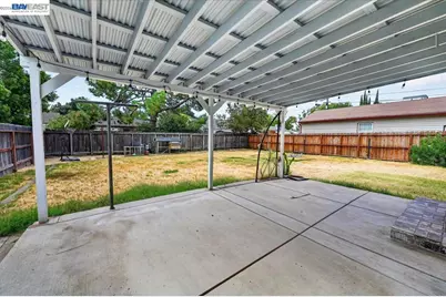 476 Barrymore St, Stockton, CA 95204 - Photo 24