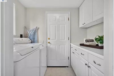 2556 Monte Lindo Ct, San Jose, CA 95121 - Photo 18