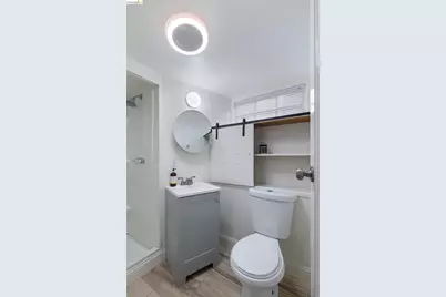 2925 El Monte Ave, Oakland, CA 94605 - Photo 38