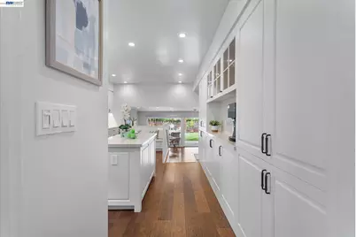 1529 Gibbons Dr, Alameda, CA 94501 - Photo 16