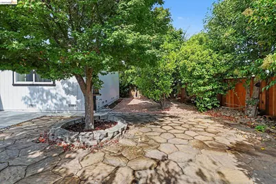 545 E Arques Ave, Sunnyvale, CA 94085 - Photo 30