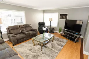 147 Sweetberry Ct, San Jose, CA 95136 - Photo 14