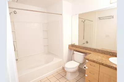 1121 40th Street #4202, Emeryville, CA 94608 - Photo 8