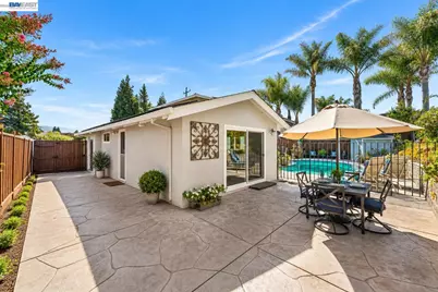 11738 Silvergate Dr, Dublin, CA 94568 - Photo 52