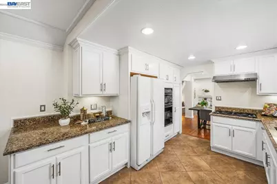 11738 Silvergate Dr, Dublin, CA 94568 - Photo 14