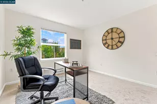 555 10th St, Oakland, CA 94607 - Photo 24