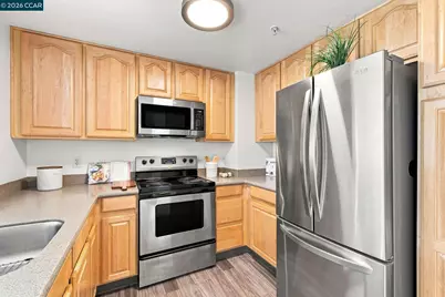 555 10th Street #326, Oakland, CA 94607 - Photo 10