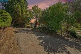 1927 Terrace Dr, Antioch, CA 94509 - Photo 2