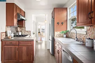 275 Mather St, Oakland, CA 94611 - Photo 12
