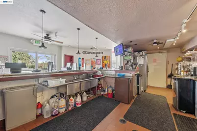 636 Ward St, Martinez, CA 94553 - Photo 12