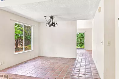 35278 Cornwall Pl, Newark, CA 94560 - Photo 10