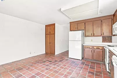 35278 Cornwall Pl, Newark, CA 94560 - Photo 8