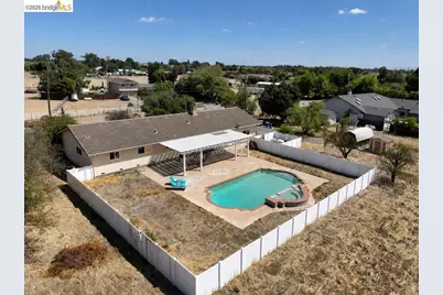 3199 Crismore Dr, Oakley, CA 94561 - Photo 36