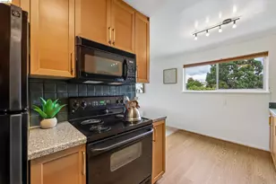 321 Warwick Ave, Oakland, CA 94610 - Photo 12