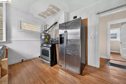 1645 9th, Berkeley, CA 94710 - Photo 12