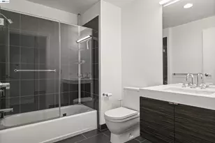 1688 Pine St, San Francisco, CA 94109 - Photo 10
