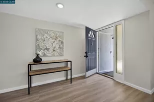 1883 Lynwood Dr, Concord, CA 94519 - Photo 10