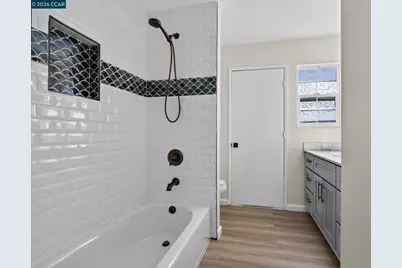 1883 Lynwood Dr, Concord, CA 94519 - Photo 34