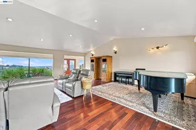 41794 Vargas Rd, Fremont, CA 94539 - Photo 14