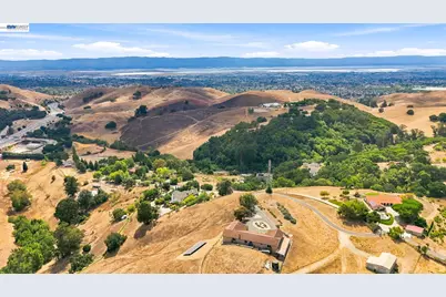 41794 Vargas Rd, Fremont, CA 94539 - Photo 68