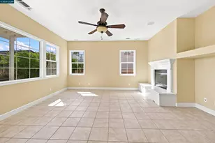 5193 Crystyl Ranch Dr, Concord, CA 94521 - Photo 14