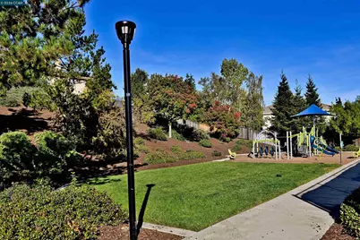 5193 Crystyl Ranch Drive, Concord, CA 94521 - Photo 42