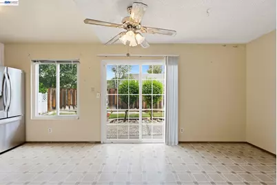364 Blossom Hill Rd, San Jose, CA 95123 - Photo 16