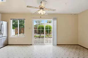 364 Blossom Hill Rd, San Jose, CA 95123 - Photo 16
