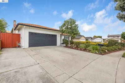 6161 Broadway Ave, Newark, CA 94560 - Photo 2