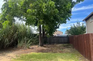 6225 Tevis St, Oakland, CA 94621 - Photo 4