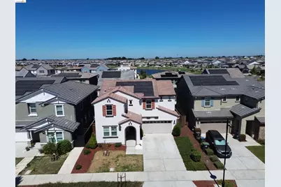 2751 Macabee Dr, Lathrop, CA 95330 - Photo 2