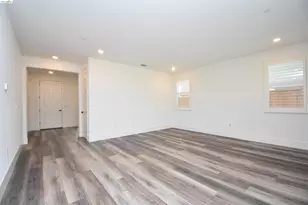 2751 Macabee Dr, Lathrop, CA 95330 - Photo 12