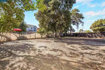 2812 Cowell, Concord, CA 94518 - Photo 10