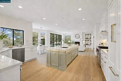 83 Donald Dr, Orinda, CA 94563 - Photo 4