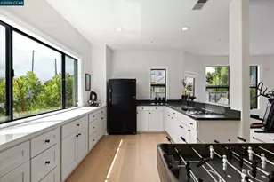 83 Donald Dr, Orinda, CA 94563 - Photo 32