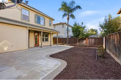 565 Presidio Pl, Tracy, CA 95377 - Photo 54