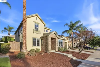 565 Presidio Pl, Tracy, CA 95377 - Photo 4
