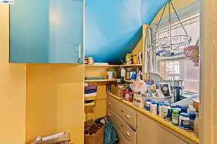 3856 West St, Oakland, CA 94608 - Photo 10