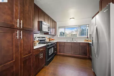 1260 Highland Blvd, Hayward, CA 94542 - Photo 12