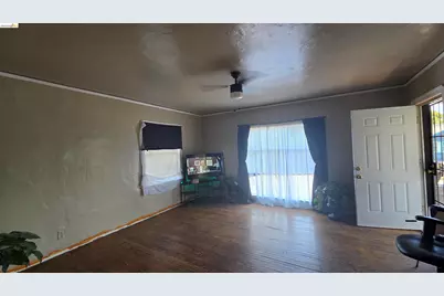 817 Alameda St, Vallejo, CA 94590 - Photo 4