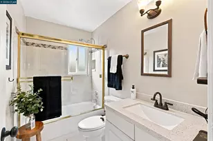 2279 St George Dr, Concord, CA 94520 - Photo 20