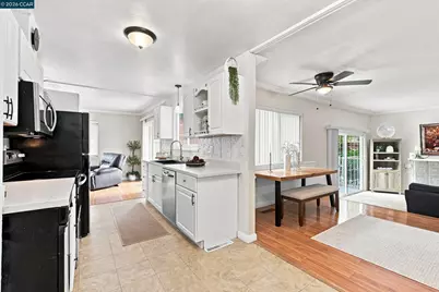 2279 Saint George Dr, Concord, CA 94520 - Photo 12