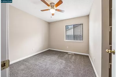 905 Heron Dr, Suisun City, CA 94585 - Photo 40