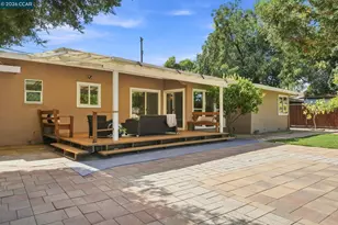 1741 Whitman Rd, Concord, CA 94518 - Photo 28